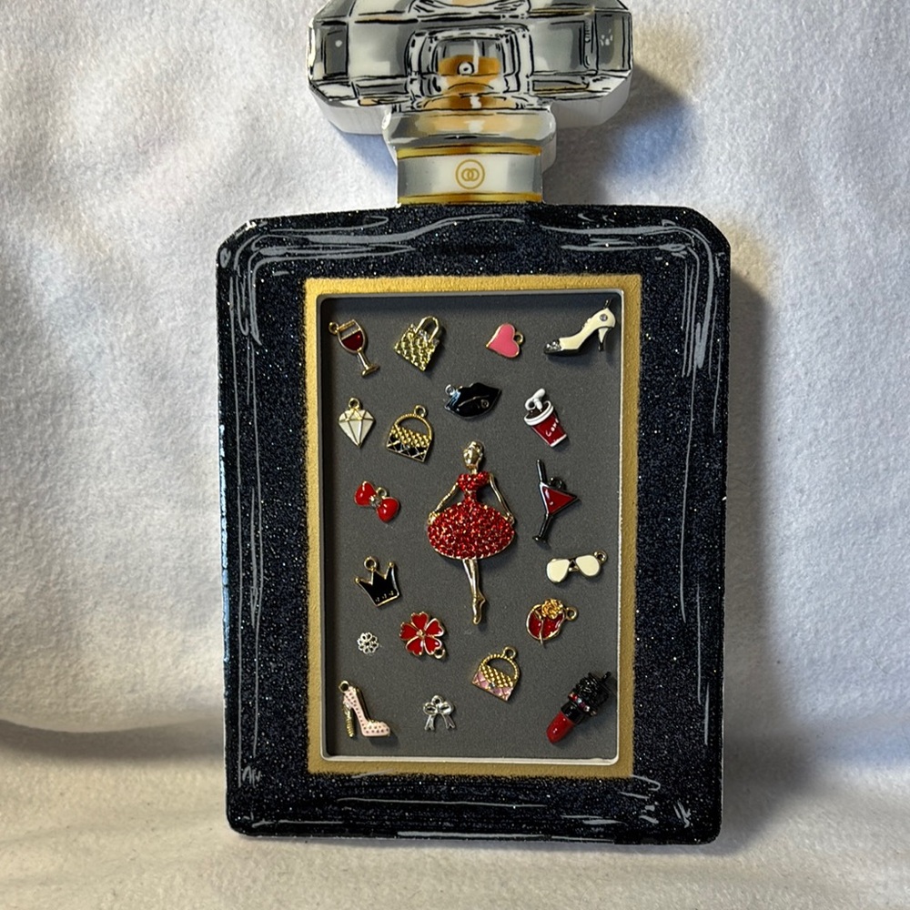 Elegant perfume bottle designed frame